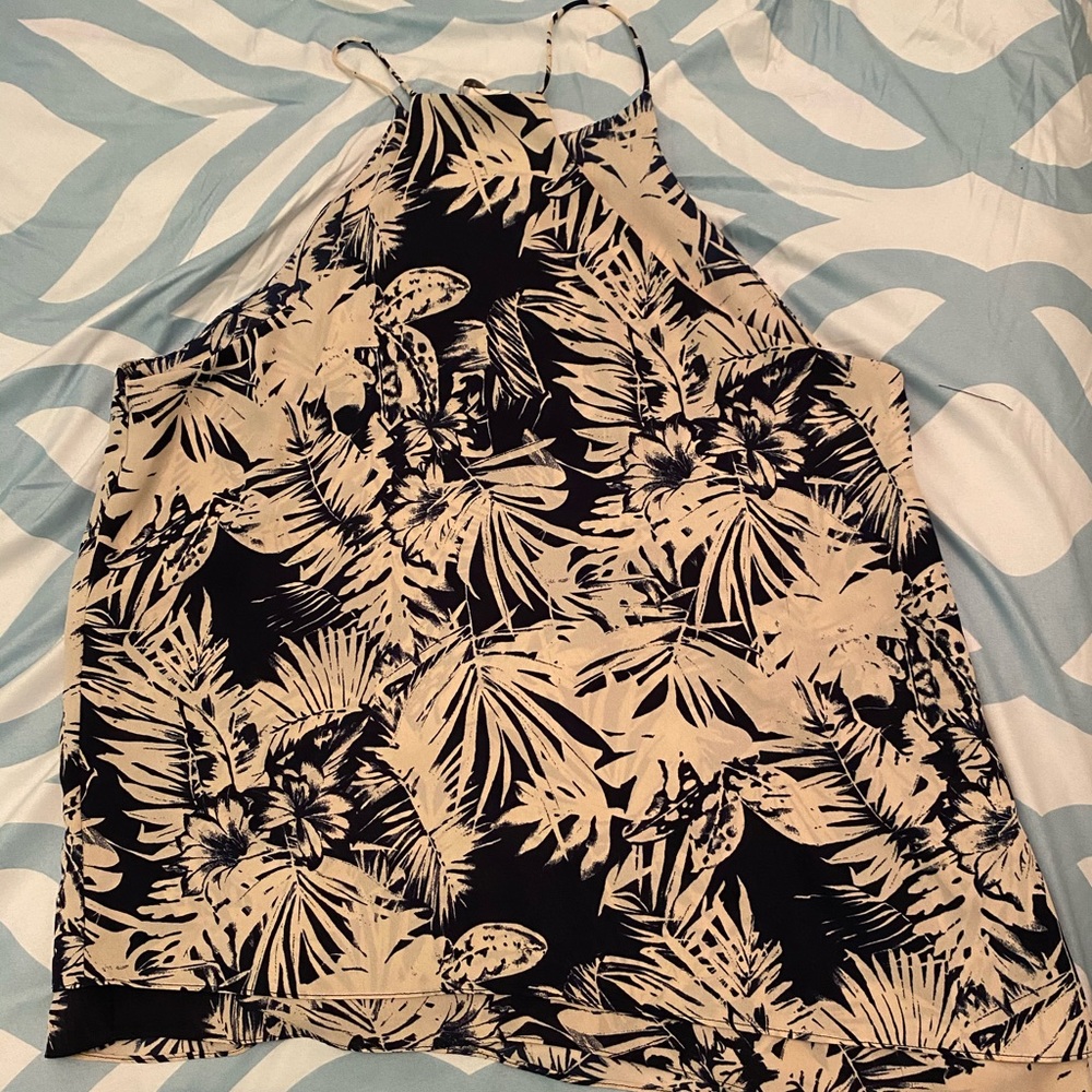 Halter top - Picture 2 of 2